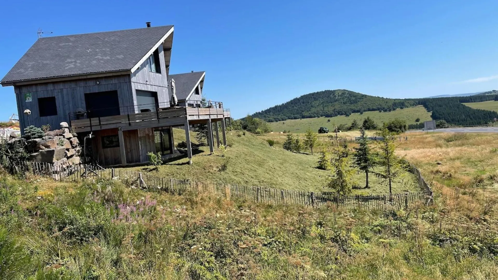 La Fleche 2 - Chalet Standing - Jacuzzi Privatif Besse-et-Saint-Anastaise
