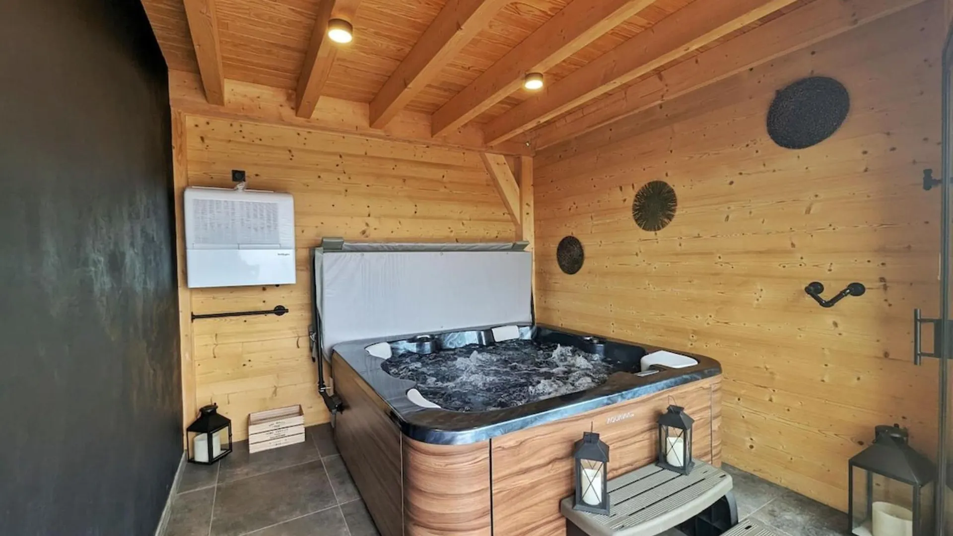 Holiday home La Fleche 2 - Chalet Standing - Jacuzzi Privatif Besse-et-Saint-Anastaise